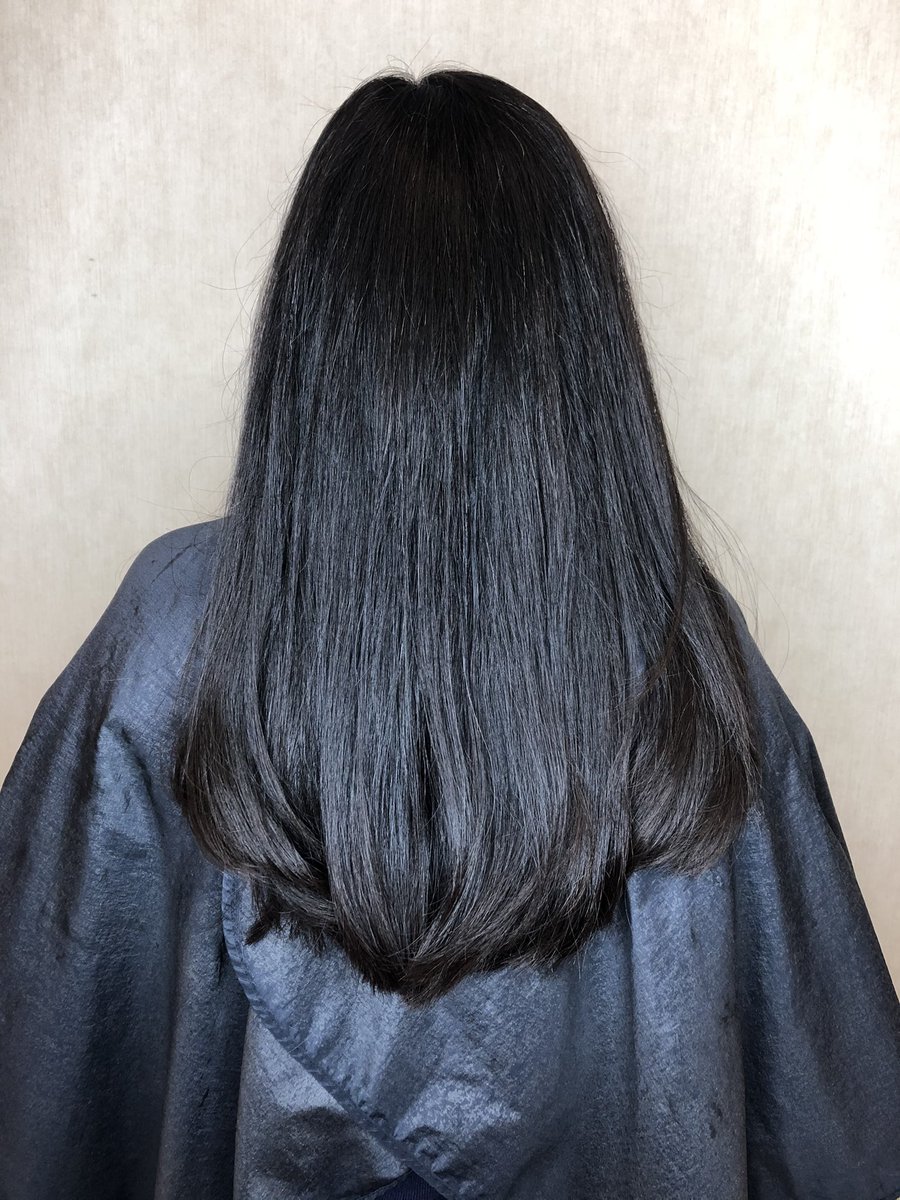 tatytringali's tweet photo. The last two are before. #beforeandafterhair #haircutsforwomen #haircolor #greycoveragehair #longlayers #olaplextreatment #olpalex #matrixcolor #openedhairsalon #jcpenney #antiochhairstylist #bayareahairstylist #jcpsalon #salonbyinstyle @jcpenney @olaplex https://t.co/JJ2zNkYHDi