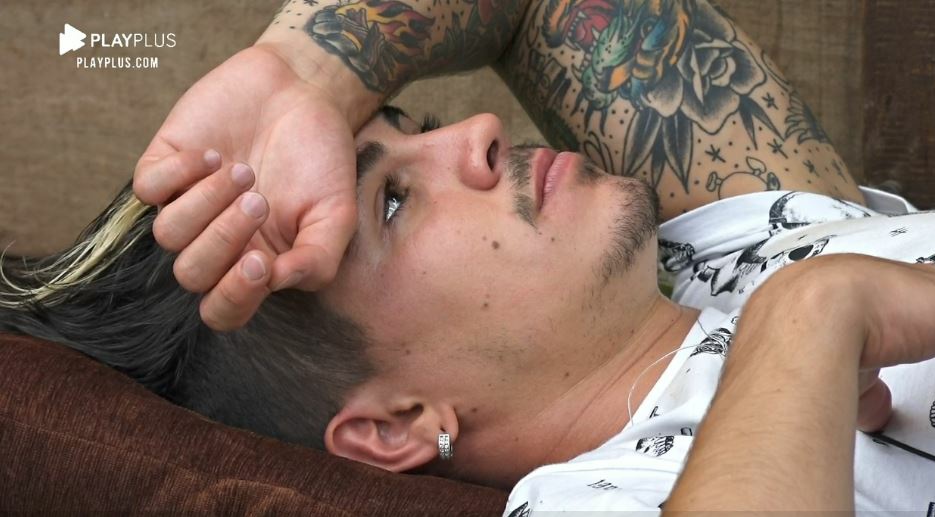 Biel chorando mano, isso me faz muito mal sinceramente, filho fica firme,as baladeiras estarão sempre ao seu lado!🙏🙌❤️