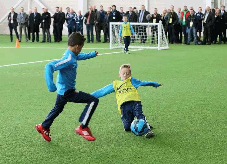 Although use of drill-based activities may be well intended by coaches, their overuse is less effective for skill acquisition transfer to match play. Coaches can adapt drill-like technical practices to contain active decision making (Ford & Williams, 2013).5/6  #ESSTC20