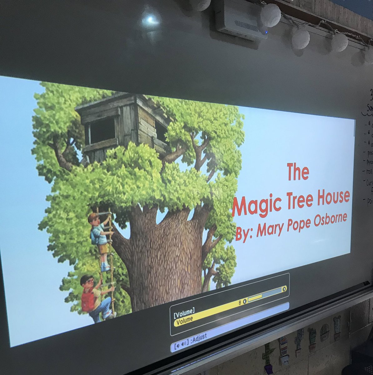 MsGrieco's tweet photo. Thursday and Fridayβs Book Tasting was such a hit with students that we may have to do it again! I loved hearing students say that they want to try a new series of books and explore different genres! π€ππ@HCDSB @OLVMWolverines #literacymatters #buildingaloveforreading https://t.co/04rCeZcRJx