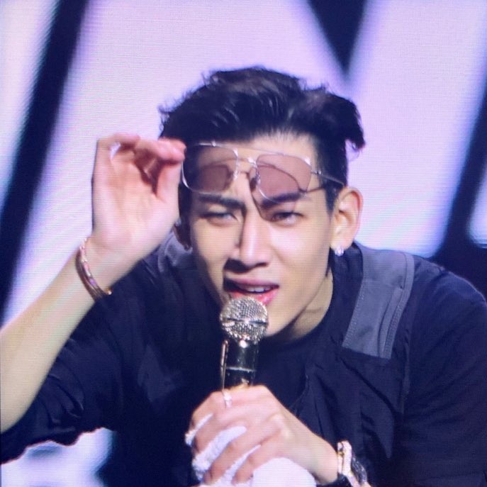Valeen_RM's tweet photo. Álbum review.                  Ahgases

@GOT7Official https://t.co/RVhp2pKfi3