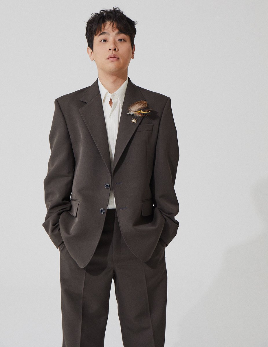 semcompany_'s tweet photo. [#박정민]
새미 혼자 보기 너무 아까운
박정민 배우의 엘르 11월 호 B컷이 공개되었습니다!!
새미 눈에는 전부 A컷으로 보이네요 👀🍾
⠀
엘르 뮤직프로젝트, [RECONNECT]
11월 16일 월요일 오후 6시 발매
⠀
연출 &amp; 각본 박정민 권오준
⠀
@ELLEKOREA
Photo by @studioioo
⠀
#ELLE리커넥트 https://t.co/fOB9FCmMEI