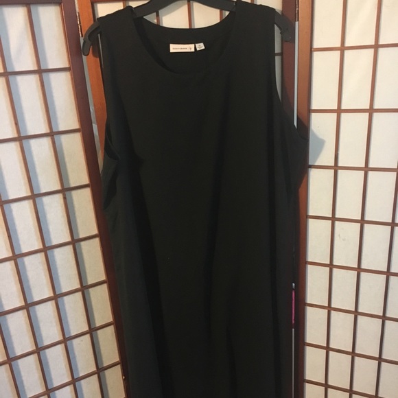 So good I had to share! Check out all the items I'm loving on <a href="/Poshmarkapp/">Poshmark</a> #poshmark #fashion #style #shopmycloset #colehaan #gap #susangraver: posh.mk/kndSSjfYrbb