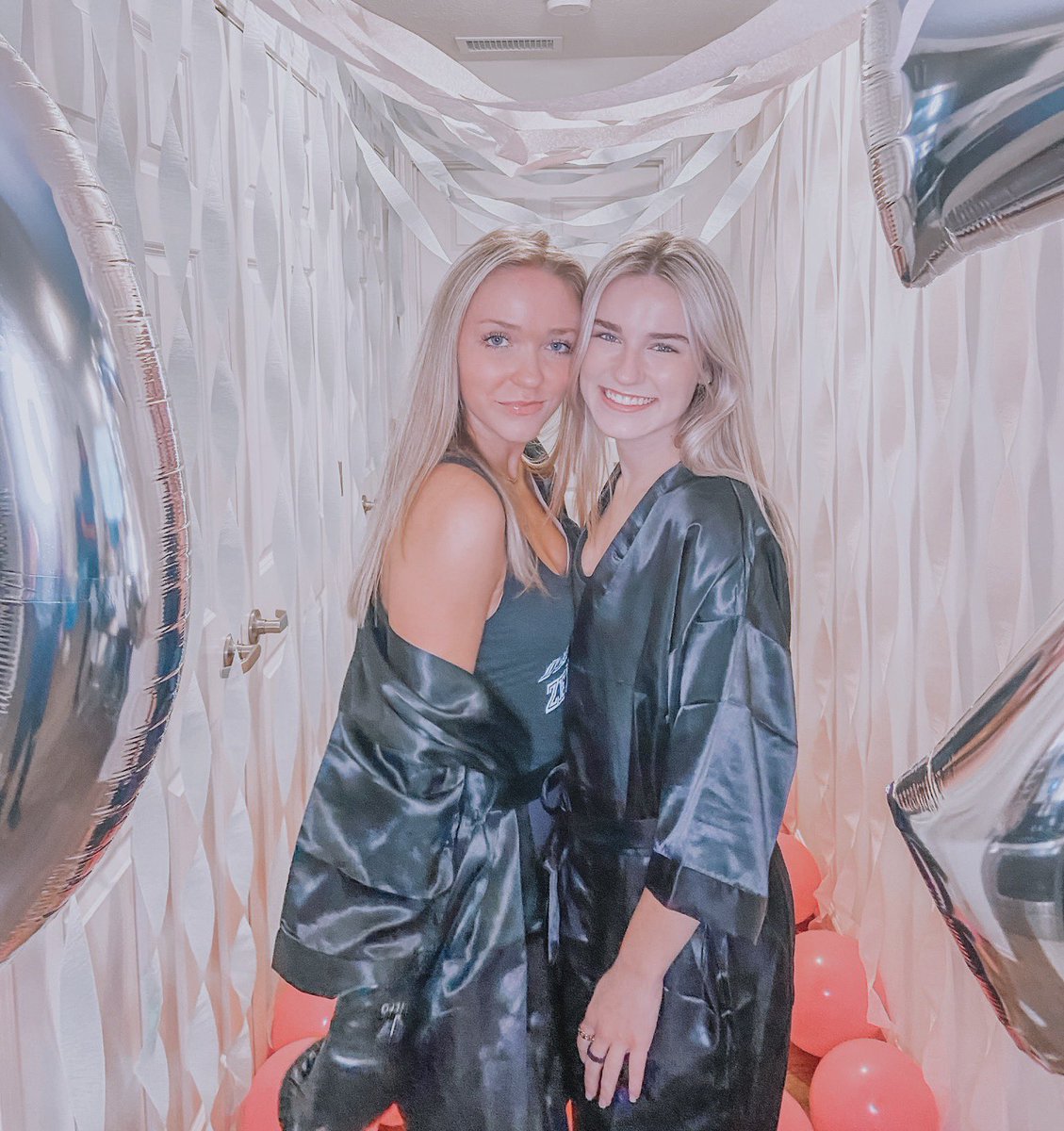 We are so excited about the newest additions to our families 👯‍♀️🤍