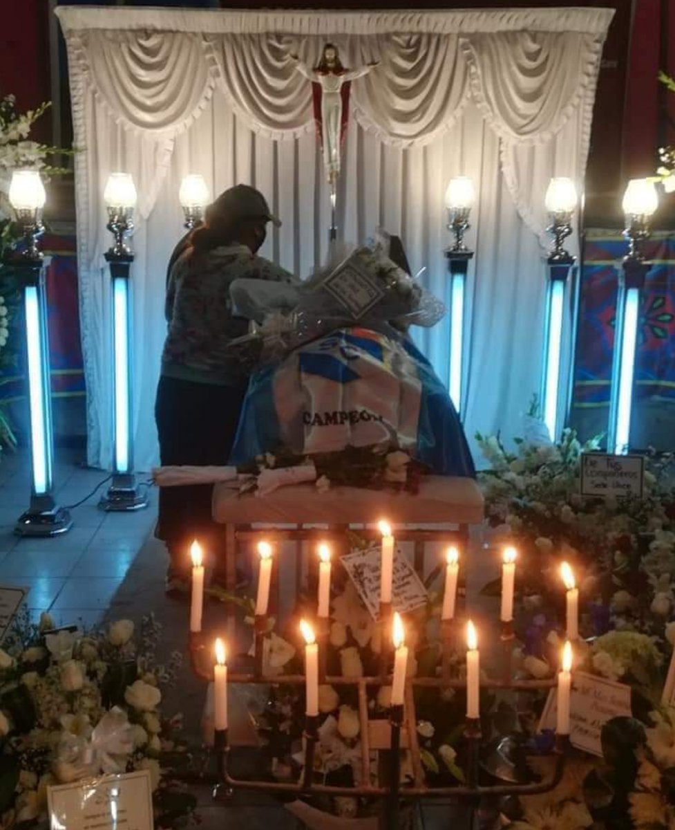 celeston_7's tweet photo. Descansa en paz hermano Inti tu sacrificio no será en vano, tu sacrificio será el camino del cambio por un Perú mejor.
#SaludInti #FuerzaInti https://t.co/VzmmvPRhho