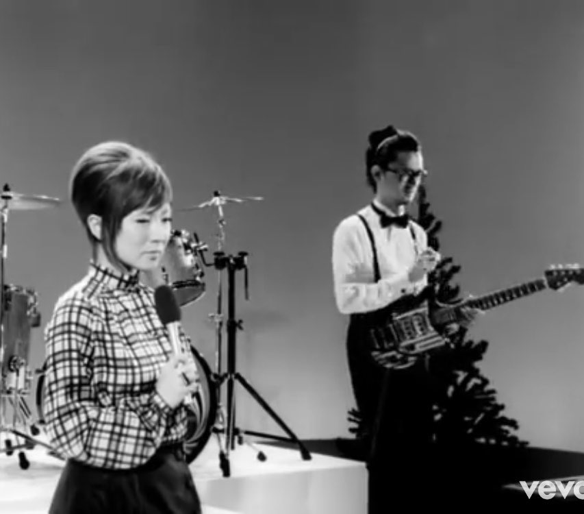 東京事変の紅白決定めでたい！！長岡亮介さんはビザールギタリスト界の