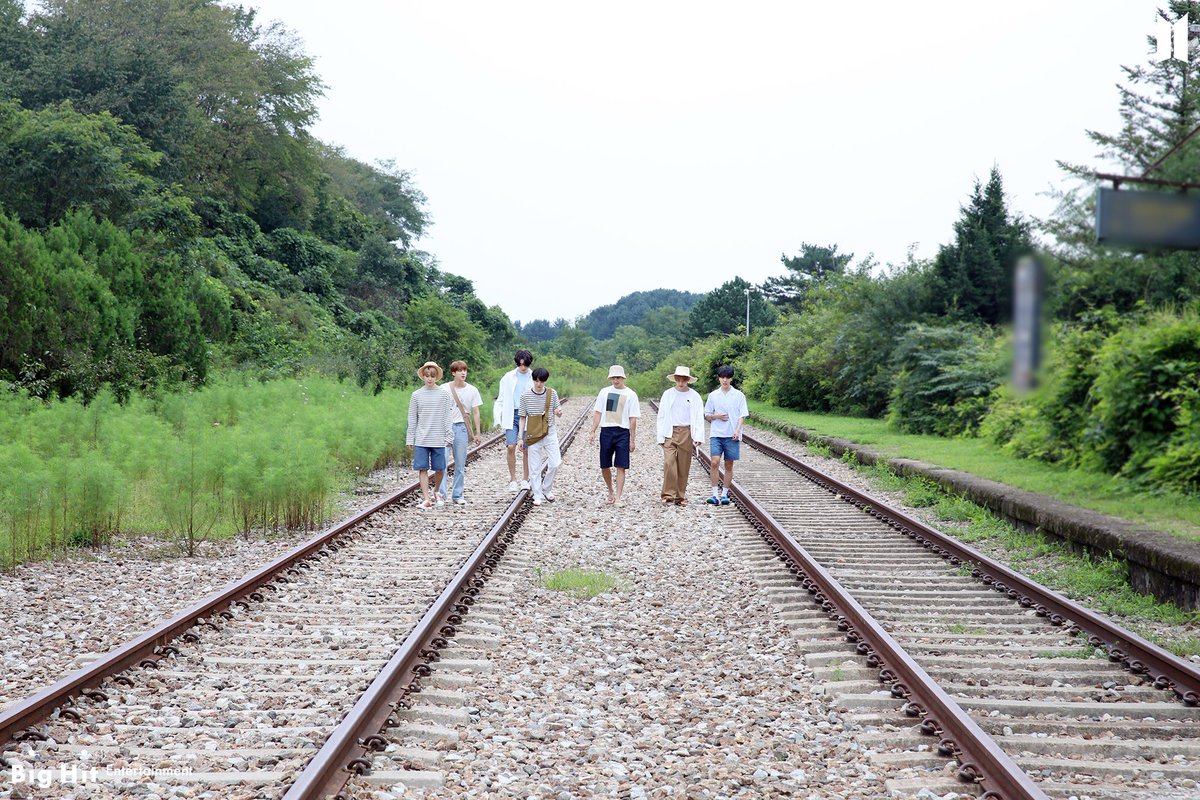 ARMYTEAMID's tweet photo. [📸]

Season Greeting 2021 - BTS x Naver

Behind the shoot
📎https://t.co/InSzbjUo71

#방탄소년단 #BTS @BTS_twt https://t.co/QUvS7zHOXv