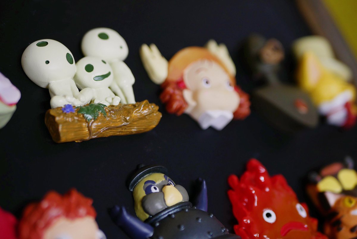 ジブリ⭐︎石？の中国的置物　バッタ？イナゴ？と刀 ジブリがいっぱい どんぐり共和国【公式】 on X