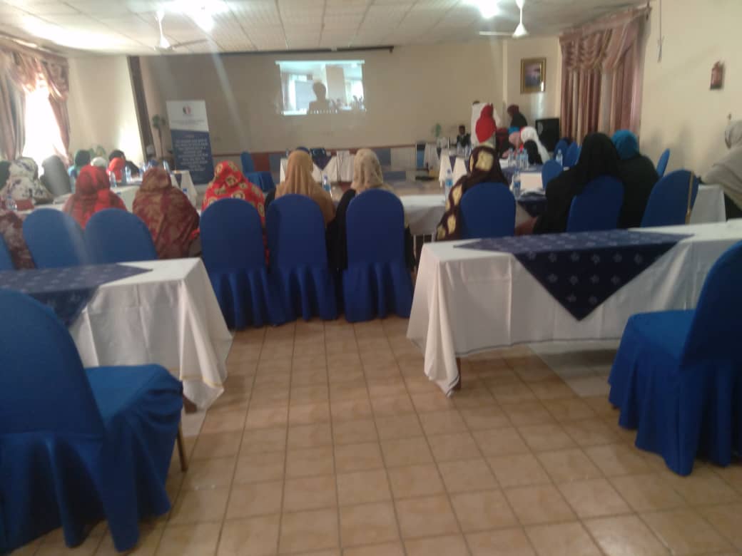 Sihanet's tweet photo. #MakeHerVisible
Women street vendors in #Kampala & #Hargeisa reflect on some successes since they started engaging with SIHA - w/ support from @awdf01 .
📌 The power of sisterhood
📌 Increased knowledge of rights
📌 Increased ability to advocate for gender-sensitive laws https://t.co/E8zhxMhZyp