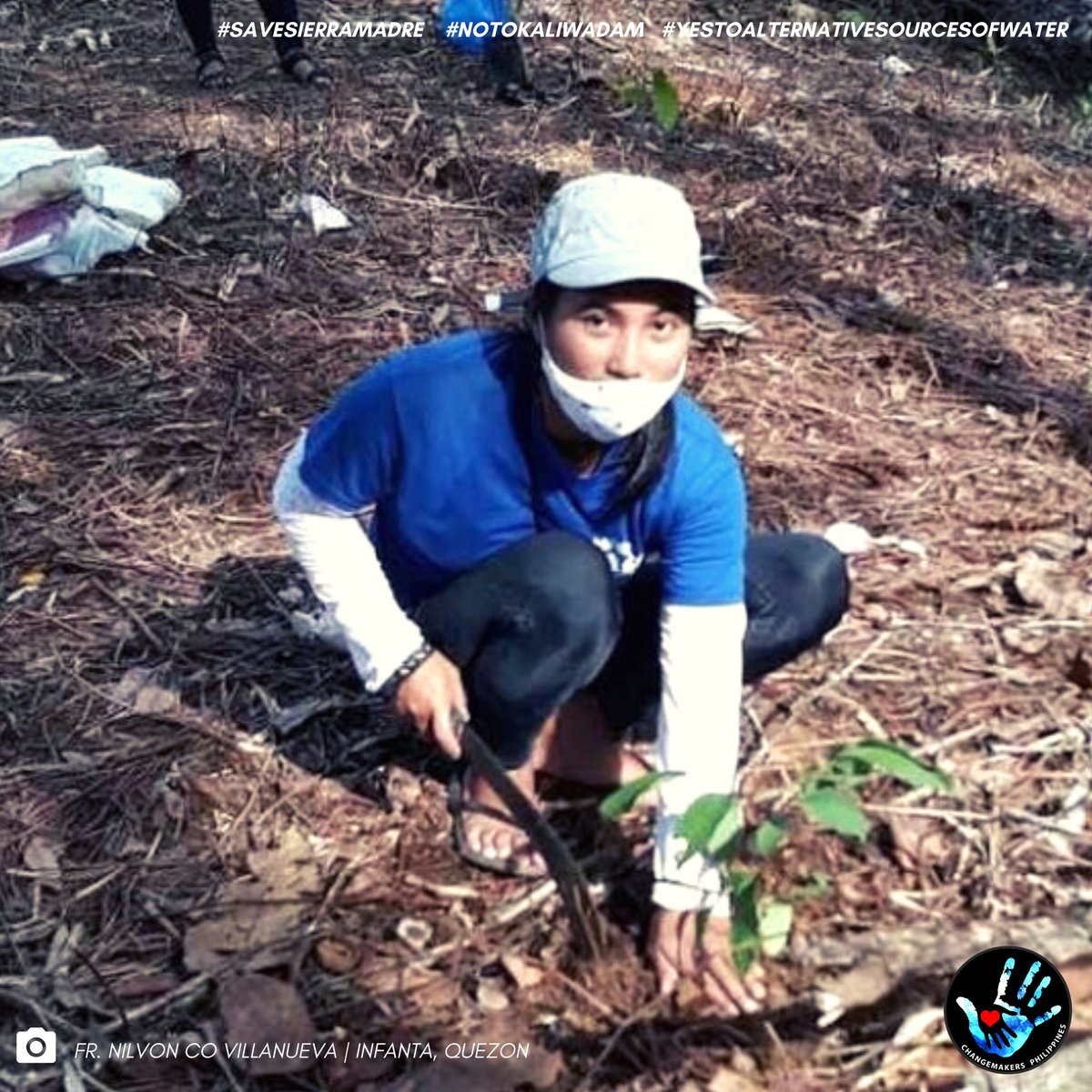 ChangemakersPH's tweet photo. While trees are being cut down for the construction of the Kaliwa Dam in the Sierra Madre Mountain Range, locals of Quezon Province continue to voice their opposition and take action by planting trees in nearby areas.
#SaveSierraMadre #NoToKaliwaDam #Changemakers https://t.co/BvEx6E6WXy
