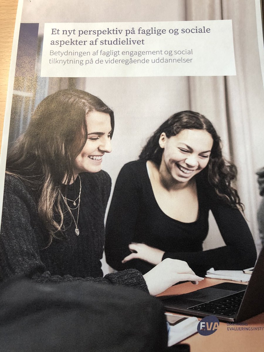 jonnafrolich's tweet photo. Spændende publikation fra EVA med perspektiver på fastholdelse af vores studerende. Herligt med hjælp til dette fokus. #uddpol #danskeprof @danskeProf https://t.co/ipbfTiw4ac
