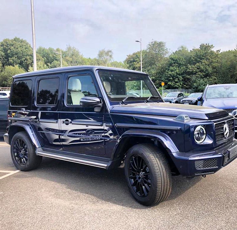 VipGateway's tweet image. Early Monday AM and we have a brand new  G350 with a beautiful colour combination on its way. 

Night Package &amp;amp; Metallic. 

#AMG #amgaddict #gwagon