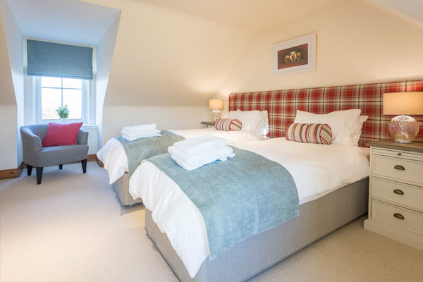 StirlingSelfCatering tweet media