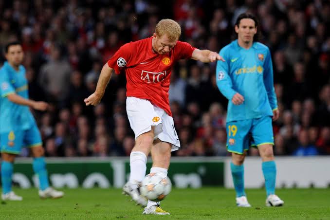 Pele: "If he was playing with me, I would have scored so many more."Lionel Messi: "At La Masia his name was mentioned a lot. He's a teacher."