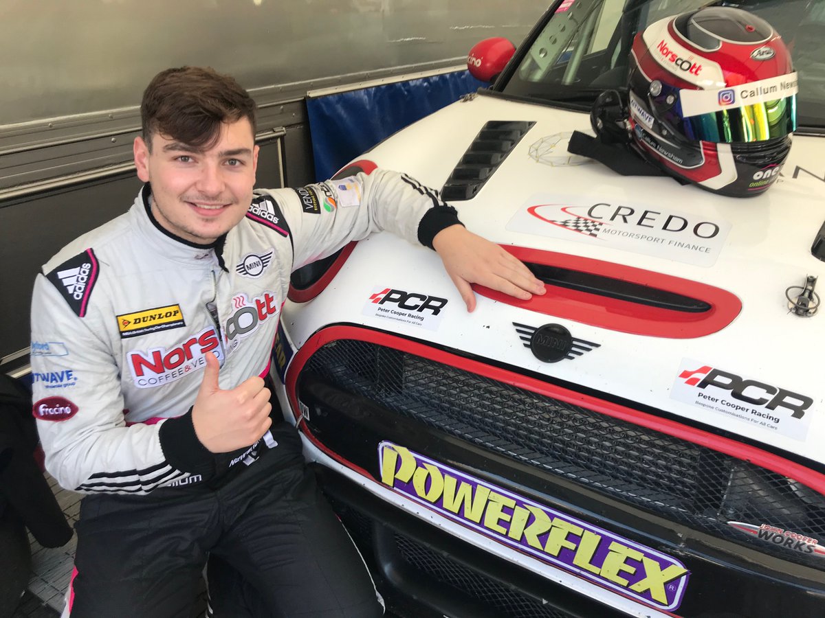🏎 Did anyone spot #PCR heading round Brands Hatch a couple of weeks ago?

Peter Cooper Racing Ambassador <a href="/callum_newsham/">callum newsham</a> is talking all things Bespoke Customisations For All Cars in the Mini Challenge.

petercoopergroup.co.uk/peter-cooper-r…