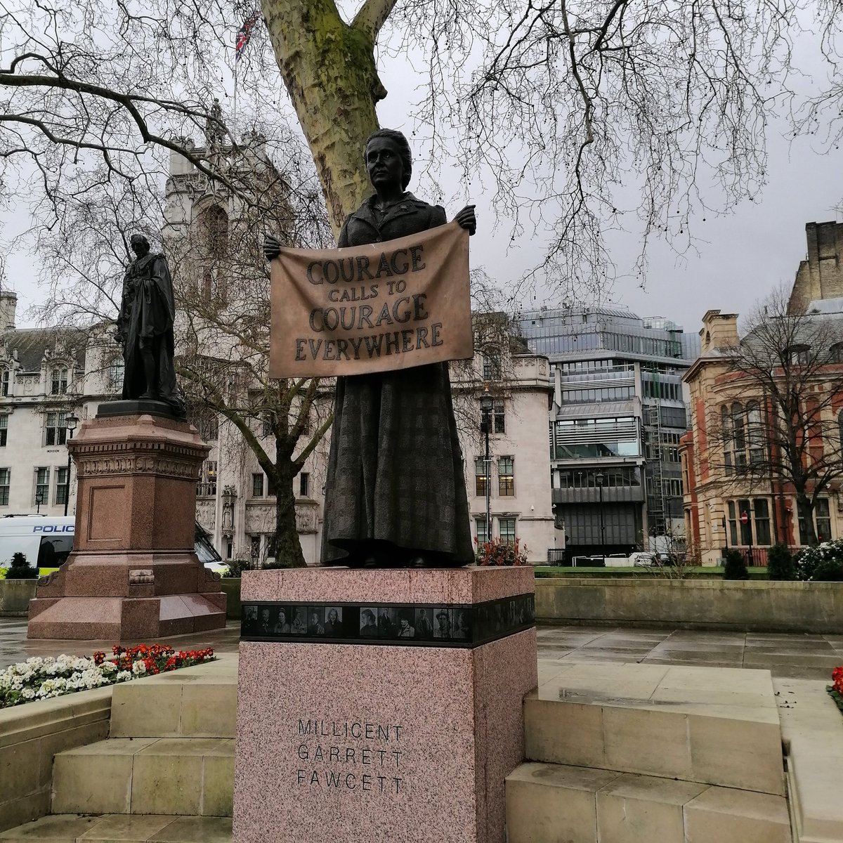 'Courage calls to courage everywhere' Millicent Garrett Fawcett in Parliament Square, London #publicsculpture #MuseumsUnlocked @profdanhicks