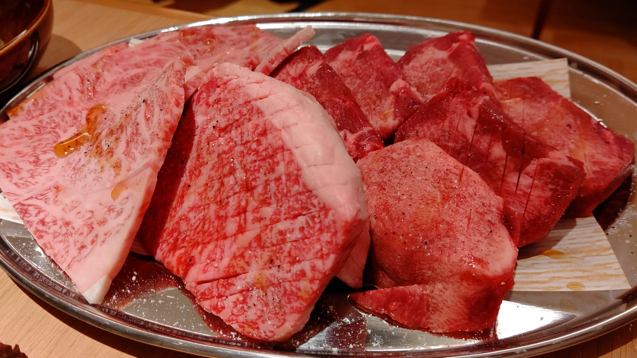 アキバにオープンした和牛食べ放題「肉屋横丁」！うますぎてやばい！