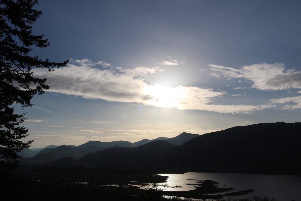 SBJMPhotography's tweet photo. The Lake District fells in silhouette from overlooking #Bassenthwaite.

#WexMondays #fsprintmonday #sharemondays2020 #APPicoftheweek #potd #ukpotd #ThePhotoHour #StormHour 

#LakeDistrict #NotJustLakes #Cumbria #CumbrianFells #ForestFeature #DoddWood #CumbrianLakes #visitcumbria https://t.co/M9V6OWSHl5