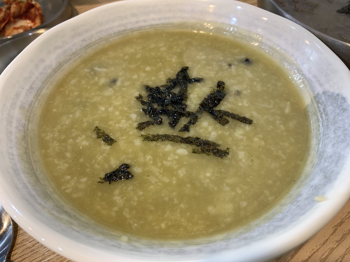 krungy21's tweet image. 늦잠 푸욱 자고~ 😴 모자 하나 눌러쓰고~ 🤠 보말칼국수와 죽 맛있게 먹고~ 🍜 바다가 보이는 뷰가 끝내주는곳에서 달달한 라떼 한잔 하며 힐링 캬하... 🌊🌴☕️ #bdayweek #2020 #🎂 #memorymonday