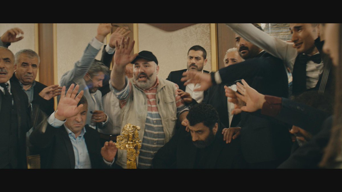 Merakla beklenen İki Gözüm Ahmet sinemalarda! 

#AhmetİkiGözüm #AhmetKaya #İkiGözümAhmet #İkiGözüm #Dram #Biyografi