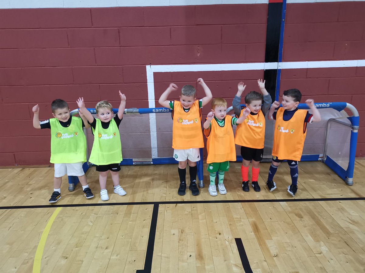 ThornAthleticFC's tweet photo. Fun football sessions in full swing with @FunFootballUK @McDonaldsUK @ScotFAWest at @TASportsAcademy

Three great sessions with lots of goals and celebrations ⚽

#FunFootball #ThornTogether https://t.co/wngLawf1ky