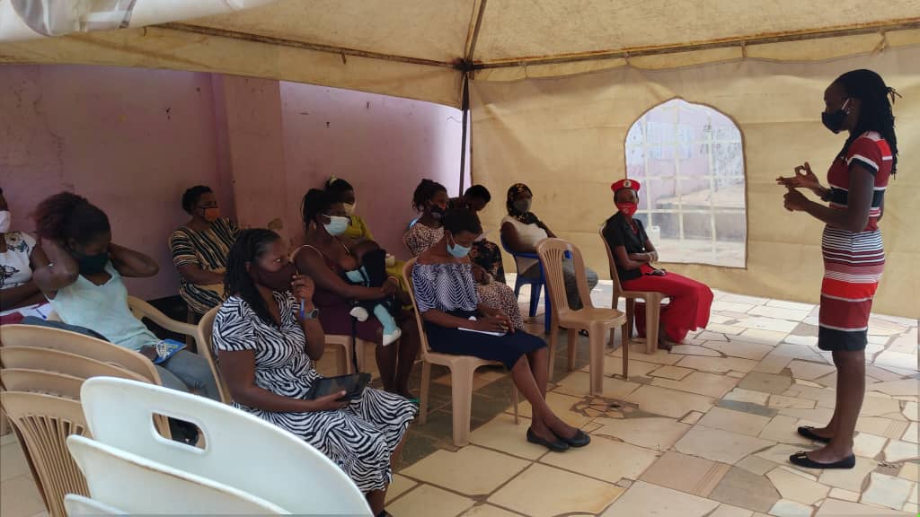 TbPres's tweet photo. @IDIMakerere #PRESTB Appreciates women as caretakers in homes. We equip them with knowledge on nutrition for better immunity of their household members. #TBREACH @StopTB https://t.co/YDfYBT93jO