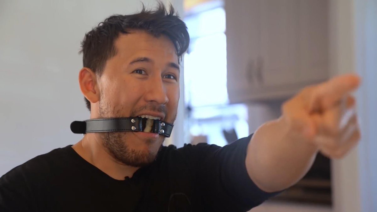 NightOwl2797's tweet photo. If someone hasn’t seen UA and sees screenshots like these 😅 just wish everyone could experience the chaos that was #unusannus #respecttheclock #markiplier #crankgameplays #rememberUA https://t.co/dwnEIOzDoe