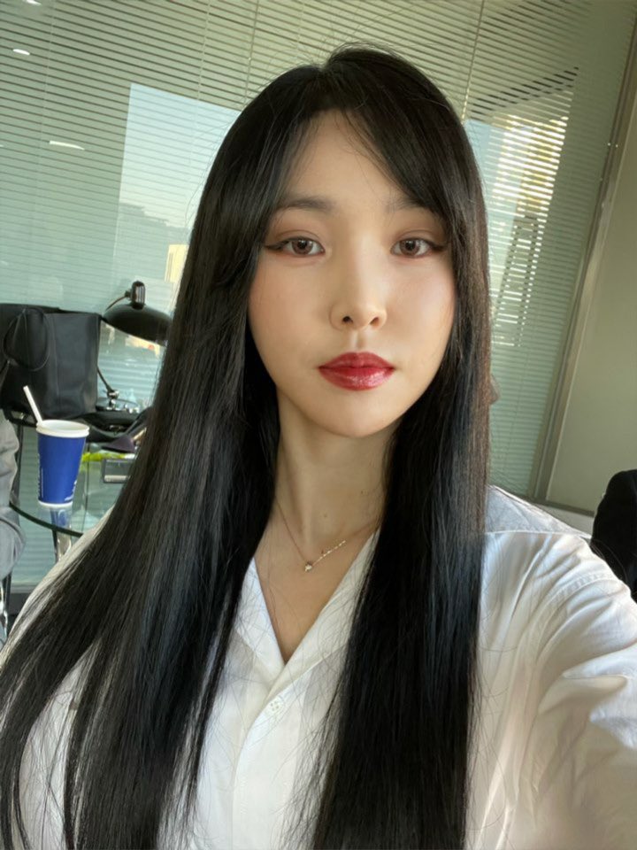 201116 #유주 일본 공트 
월요일~💙