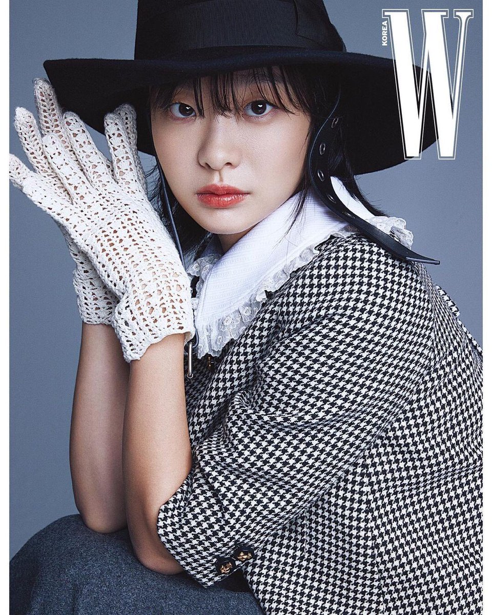 kimdamiphils's tweet photo. #KimDami for W Korea Dec Issue https://t.co/BcMx7XGOWt