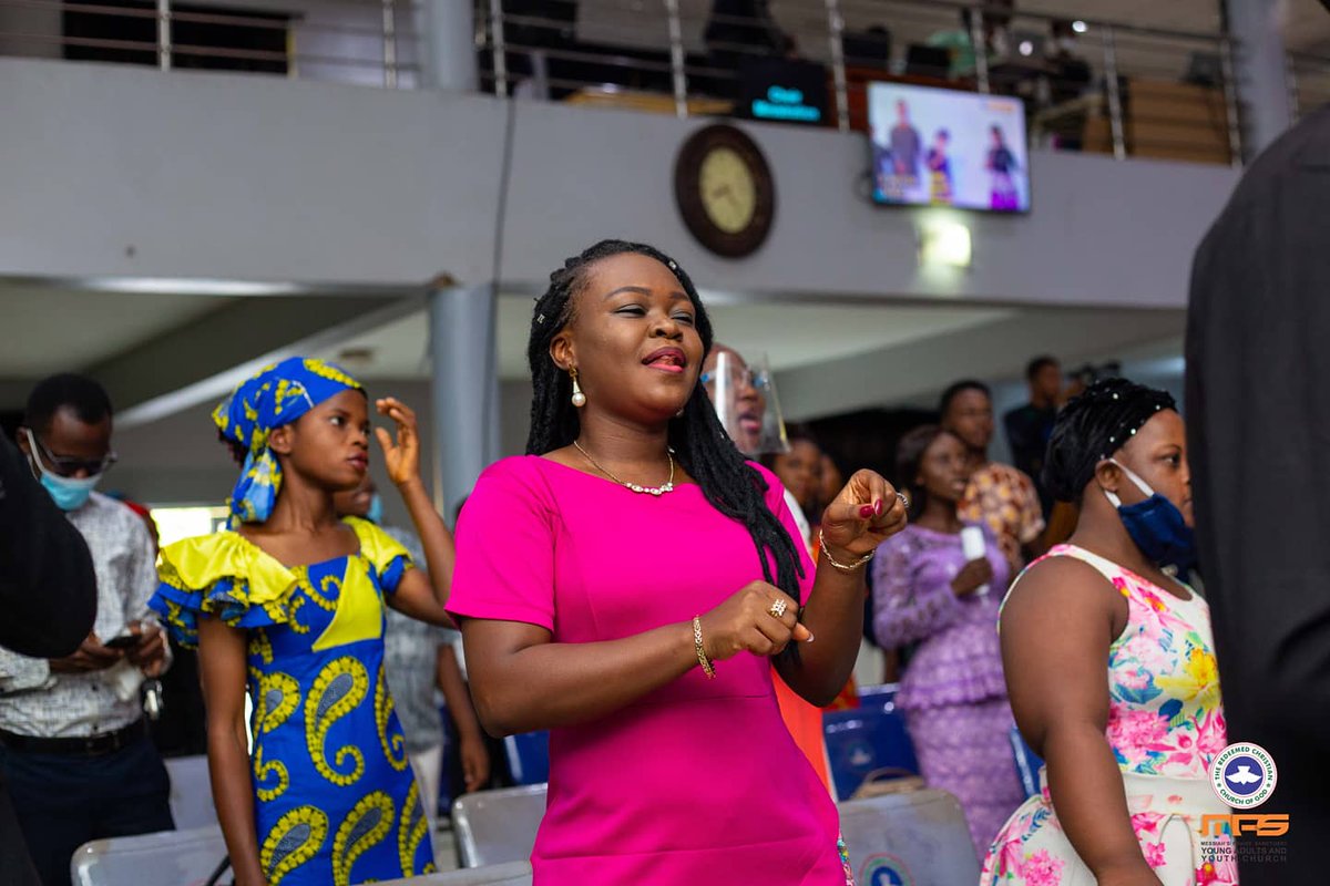rccgmps's tweet photo. When you praise God, you not only acknowledge His power, you also also affirm your faith in His promises. Praising God is a sure way to secure your future.

#Sundayservice #greatoverflow #mentalstate #praise #prayer #word #church #fellowship #november #God #youth #rccgmps https://t.co/ZchPSCNCEM