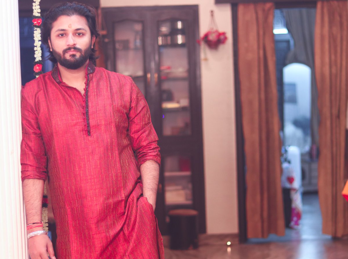 KnowerNikhil's tweet photo. I Hope Sabki #Diwali #Shubh Gai :). https://t.co/izga2bfWgA