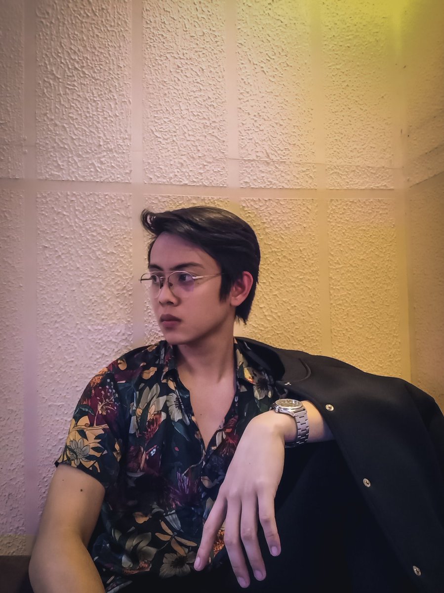 momonsantiago's tweet photo. Low quality pics surii na!
.
.
.
.
.
@lightroom
#lightroom #potrait #potraitphotography #mobilephotography #photography #lrccph https://t.co/0TVCvRnau3