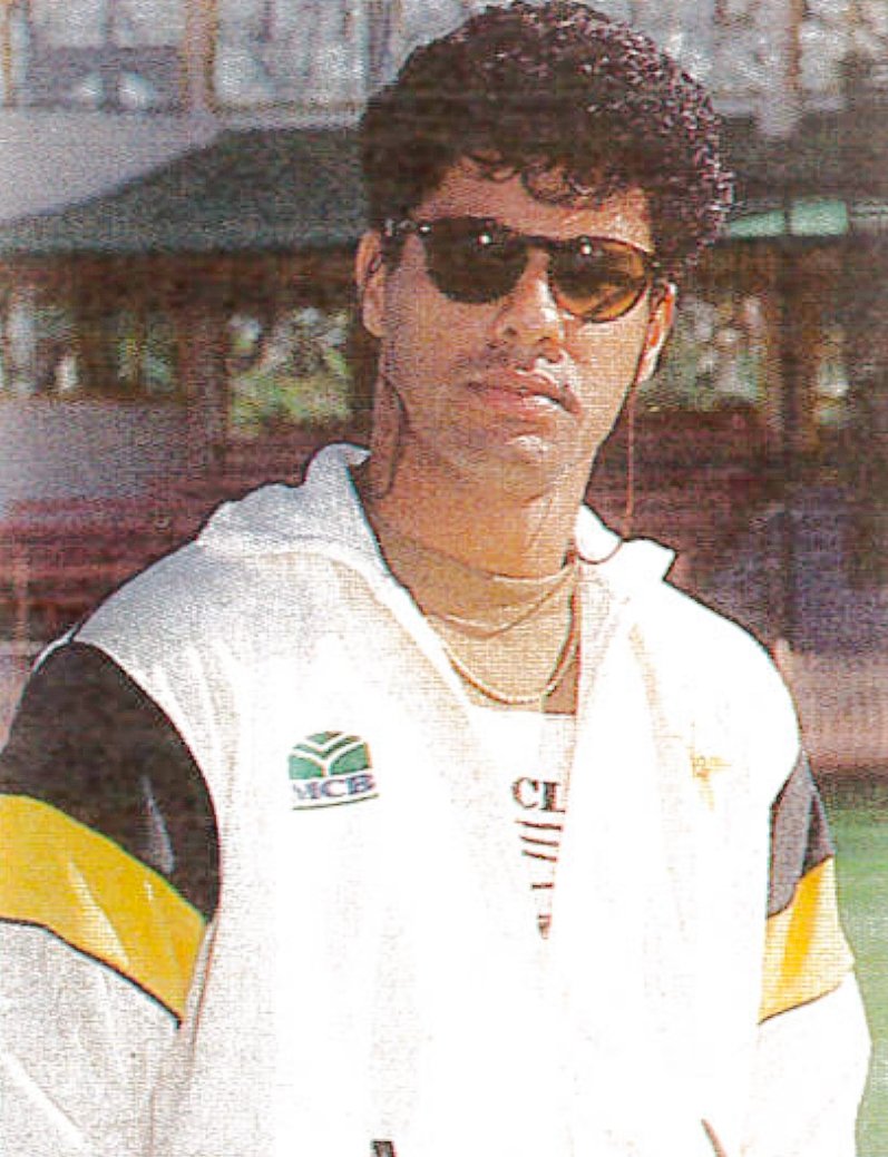 Happy Birthday, Waqar Younis!

The master of toe-crushing yorkers and Banana swing. 