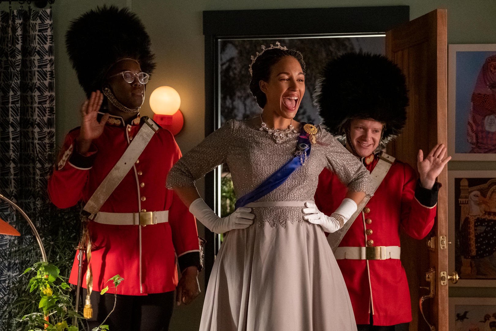 Aunty Donna Love This Exclusive Still From The Latest Season Of The Crown On Netflix Aunty Donna Love This Exclusive Still From The Latest Season Of The Crown On Netflix