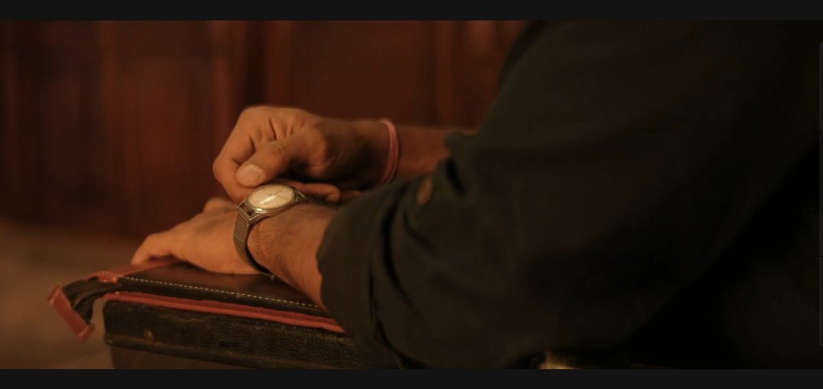 3)Rajangam's watchMaara wore his dad's watch throught the movie...whenever he is confused while taking desicions,he always keys the watch so that he feels relaxed and it shows the love towards his dad and the mistake he have done by scolding his dad with Badwords(Thread)