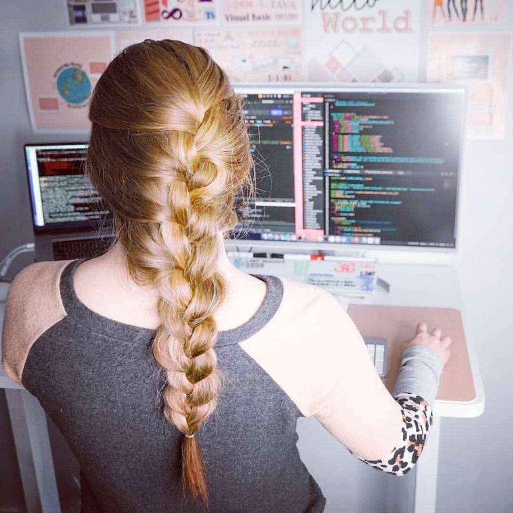 hostiNGNED's tweet photo. 📸 @jocee.holladay
• • •
#coding #codinglife #devops #developer #js #nodejs #typescript #vuejs #reactnative #appdev #programming #programmerlife #setup #machinelearning #ai #code #strongtypes #vr #vscode #cleancode #php #codelover #software #coffeecode #codinggirls #gir… https://t.co/OobyiO3vmp