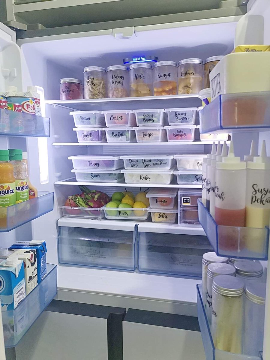 isusemasaviral's tweet photo. Dapur Kemas dan teratur. Ni kalau orang OCD tengok mau tercabar ni. 

📸 Rasbie Ibrahim https://t.co/tyG7A0hNqu