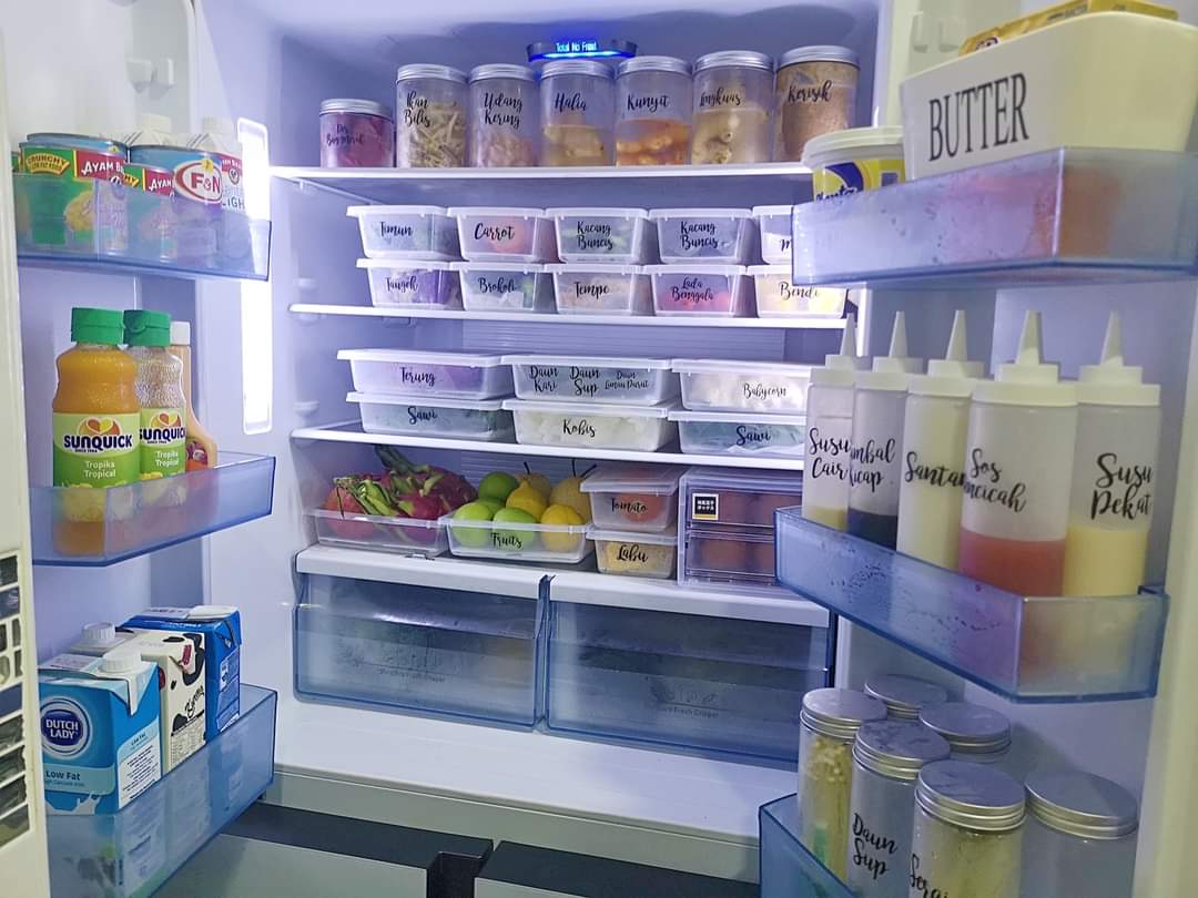 isusemasaviral's tweet photo. Dapur Kemas dan teratur. Ni kalau orang OCD tengok mau tercabar ni. 

📸 Rasbie Ibrahim https://t.co/tyG7A0hNqu
