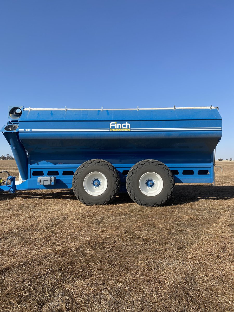 CBartlett09's tweet photo. 2020 38Tonne Finch Chaser Bin For Sale 
High Flotation tyres, 400l fire unit, adjustable grain spout, unloading auger changed to the right side, road lights, located near Trangie NSW, available next week. 
$143,000inc gst https://t.co/pBI4cWZOqo