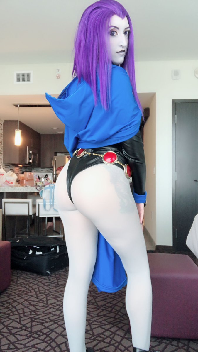 MartinD89619995's tweet photo. #vamplette #Raven #TeenTitans #cosplay https://t.co/vsbgjxMk8f