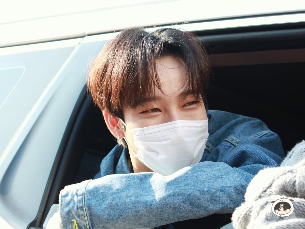 only_finenine's tweet photo. 201114
욱지니 욱지니 🎶
#나인 #NINE #정욱진
#OnlyOneOf #온리원오브
#Produced_by_Part2
#얼음과_불의_노래 https://t.co/1xH2wakLWd