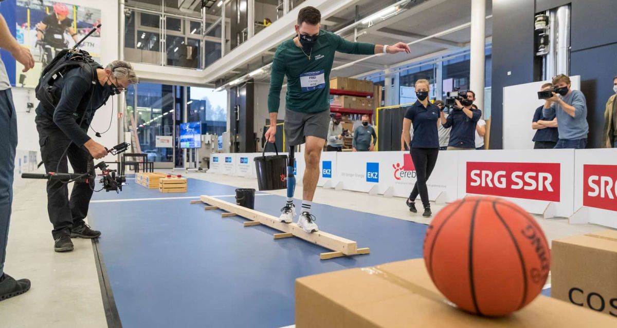 startuptickerCH's tweet photo. Successful global edition of the Cybathlon. #ProjectCircleg among the winners https://t.co/jTTCK1tVwi | The Swiss Startup News channel https://t.co/bvMgdeZJOo https://t.co/ytHGTl0Hnx