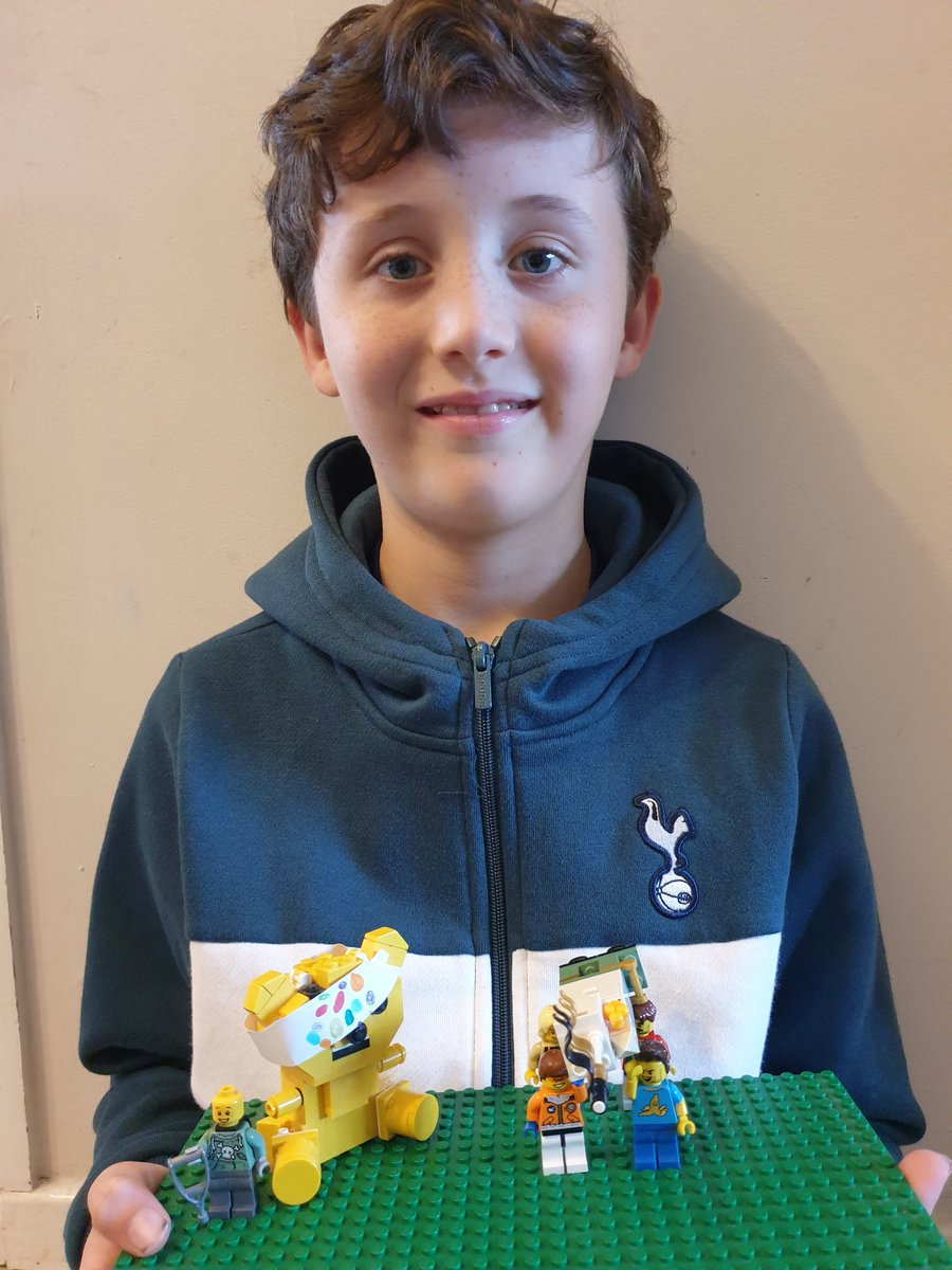 glitter_ball1's tweet photo. @HawkedonY6 #hawkedonvalues Zack says the Lego people are bringing money and presents to Pudsey and the children in need 😀 https://t.co/J2G1kRS5Tv