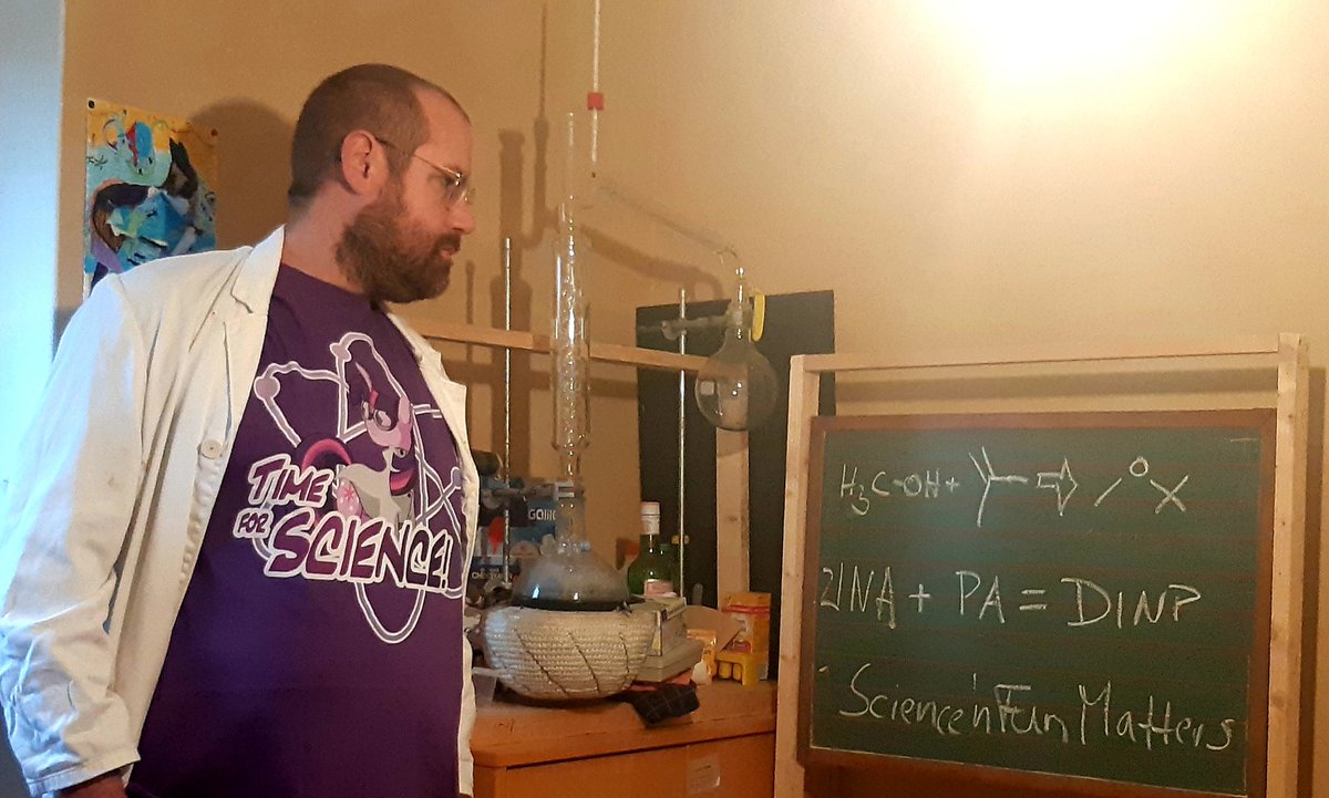 HendrikTMFische's tweet photo. Still right: #Science and #fun can... should go hand in hand.
Sometime @MyLittlePony helps to motivate 😅
#timeforscience https://t.co/uXTedAs0Zc