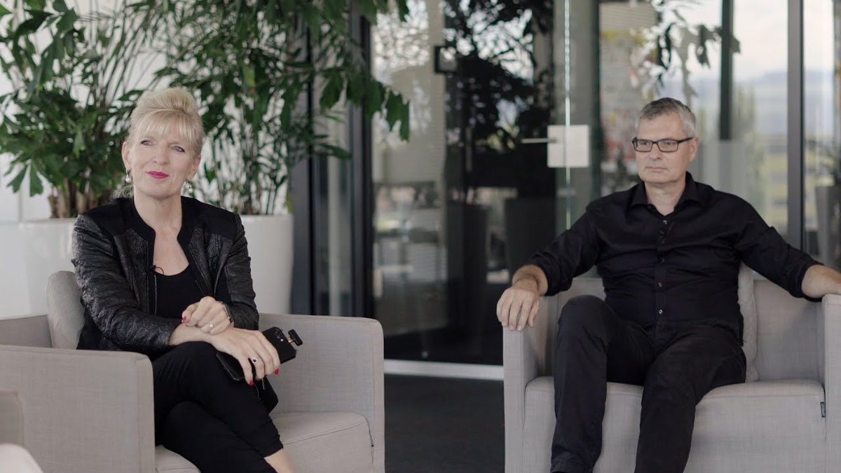 MarkusPeter's tweet photo. #ConnectaTalk

Die beliebtesten Videointerviews:
- Paula Schwarz (@PaulaPolice) - https://t.co/SzQhe2WOlF
- Dave Kauer (@kauerdave) - https://t.co/rjRPIqR52S
- Martina Dalla Vecchia (@mdallavecchia)/Christian Mossner (@Fieldstone46) - https://t.co/Awsjz3LRtM

#ConnectaBern https://t.co/9SsAsGF1ya
