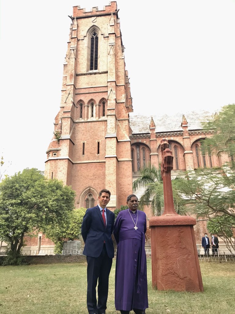 CTurnerFCDO's tweet photo. At beautiful Lahore Cathedral on #InternationalDayOfTolerance . 🇬🇧 embraces all faiths &amp; as a long-standing friend of 🇵🇰 will continue to work together on tolerance &amp; co-existence for all religions https://t.co/KzOoacY3Sl