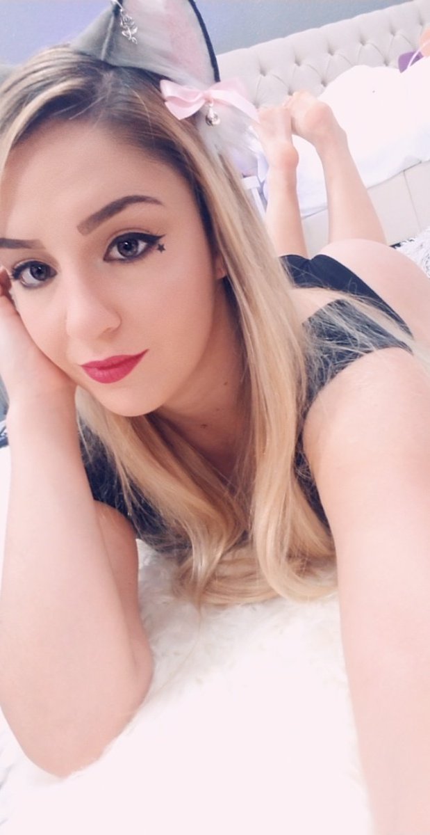 jessysexxy1's tweet photo. Rt and I'll send a pic right away 

#horny #cumtribute #sexy #nude #HORNY_berat #adultsnapchat #naughty #cumsult #marriedwoman #britishmilf #amazingcontent #tits https://t.co/GhMoU2qlrB