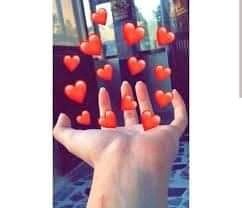 صباح الورد يتراسل معاني للمحبه 
صباح الشوق تفز له من نومك 

صباحك لحن الوتر يدندن بقلبه 
يزول الهم وتسعد معه طول يومك. 

✒️البجلي 🌹