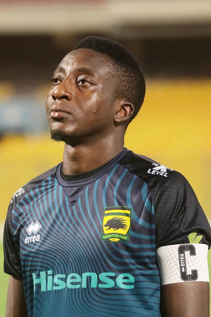 van_felix12's tweet photo. Not The Best Of Results We Wanted Yesterday But We Can Only Look Forward To Improve And Get Better Going Forward In Rest Of The Games!To Succeed,You Always Have To Get Up And Push🙏🏼🛑🔥💯❤️🤝❤️#TeamKotoko #OneTeam #OneFamily #GPLWk1 #Focus #HardWork #One❤️ 

#MondayMotivation ✌️ https://t.co/wP0FnoPgo1