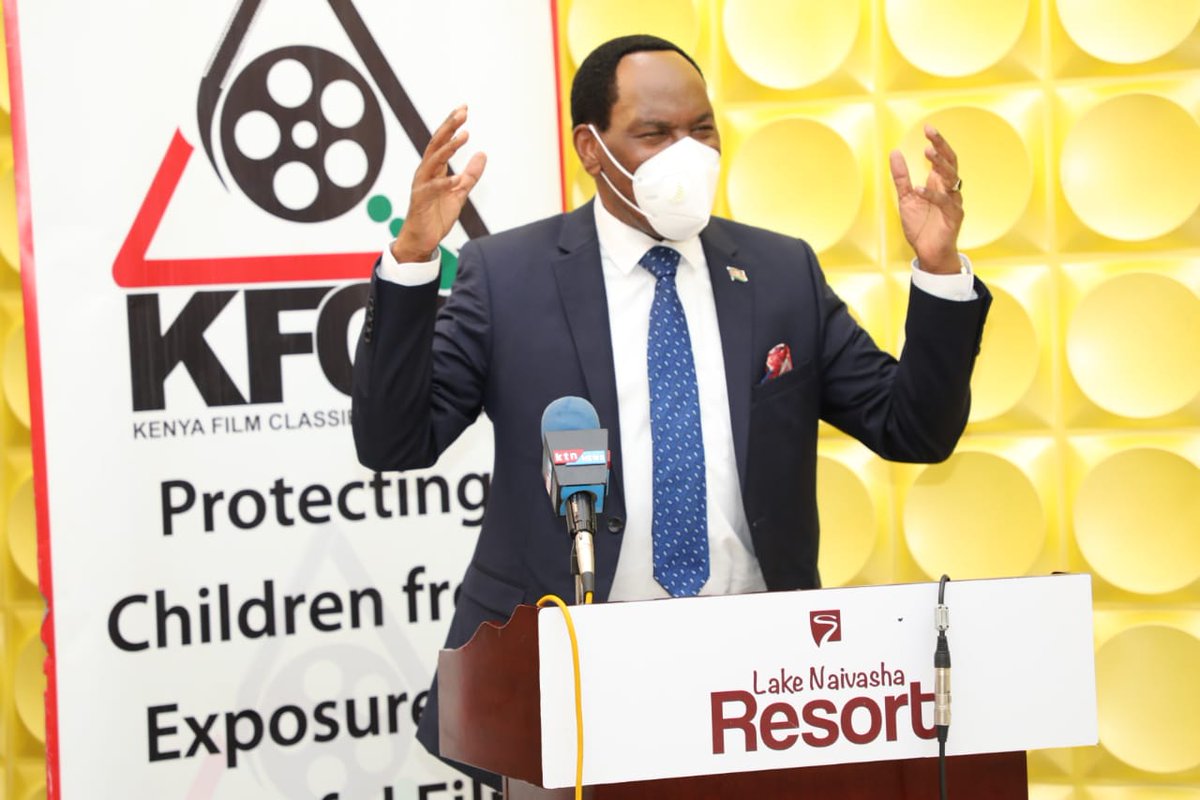 InfoKfcb's tweet photo. #KFCBTalentNurturing
@EzekielMutua ~ KFCB will offer upto KShs 50,000 per student through the 9 months of training in the creative arts.
@KSGKenya @ArtsKenya @Creatives_Kenya @NellyMuluka @mbui_paul @PeterQuest7 https://t.co/DMdDwrBRbd